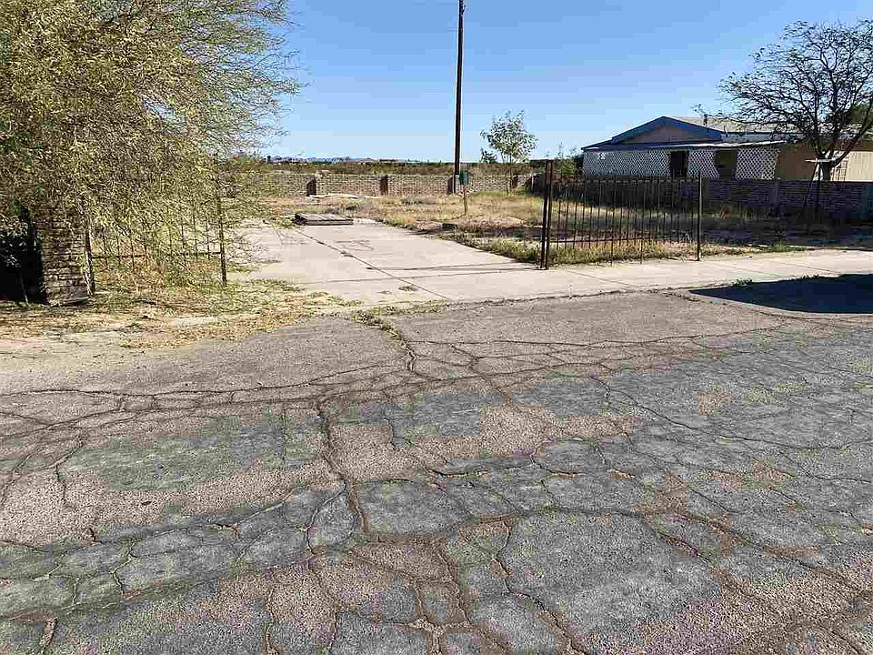 2nd image of 3362 W Naranjo Pl