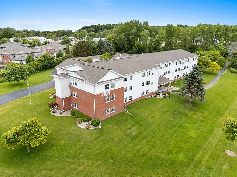 Mayville Heights Apartments is a convenient 55+ senior living community with HEAT AND WATER INCLU... — Photo 48