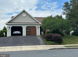 1210 Fox Rd, Leesport, PA 19533