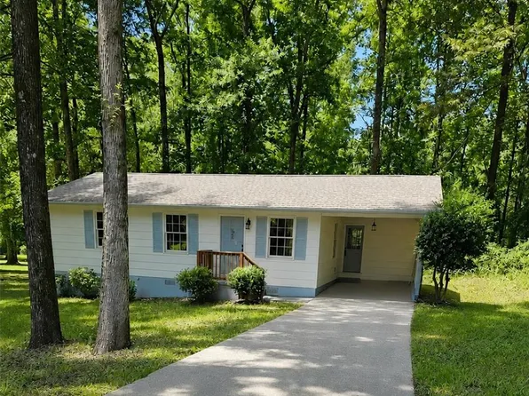 4073 Twin Springs Rd, Gainesville, GA 30507