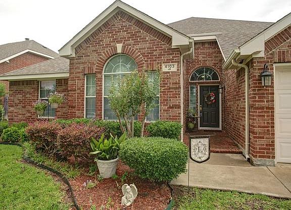 3rd image of 4103 Greenwood Way