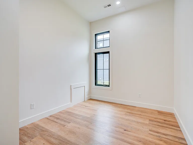 19 Hidden Glade Dr — Photo 34