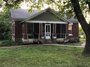 631 Ohio St, Oswego, KS 67356