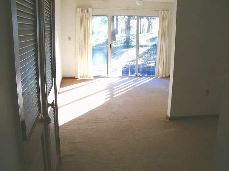 1901 Darryl Dr — Photo 18