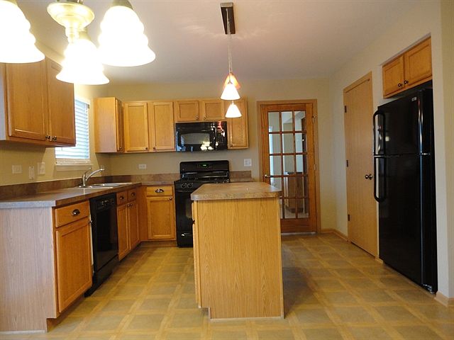 2nd image of 3104 Veronica St #000
