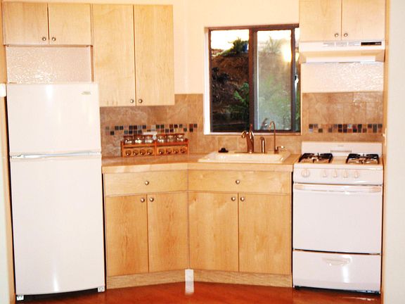 kitchen with appliances