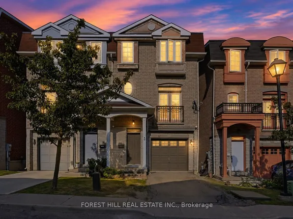 12 Lambrinos Ln, Toronto, ON M3N 0A1