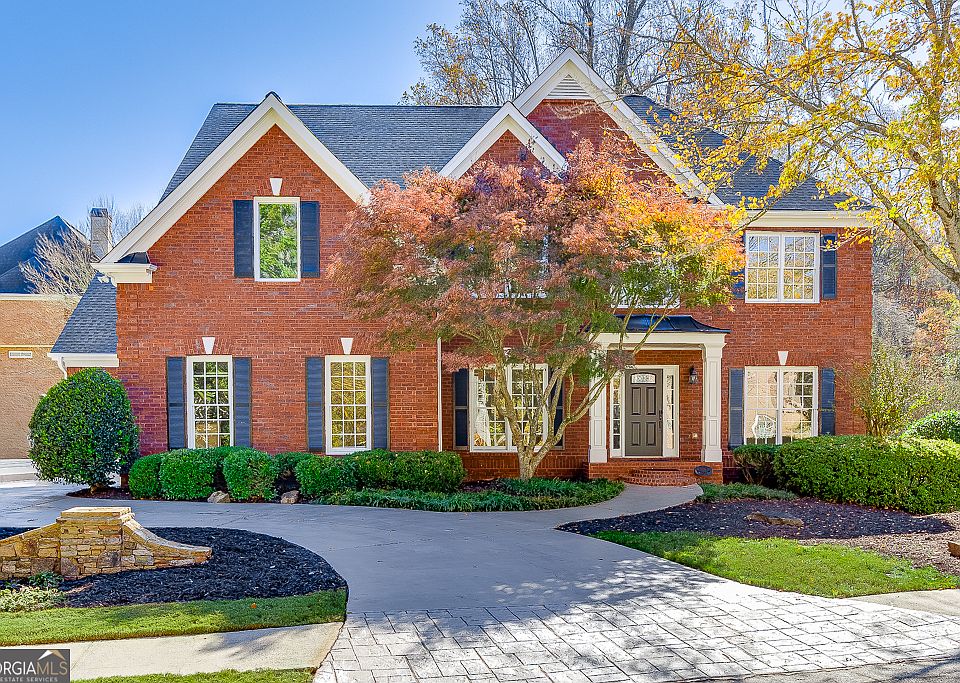 1st image of 2747 Pathview Dr
