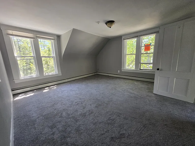 3 Keeble St #B — Photo 17