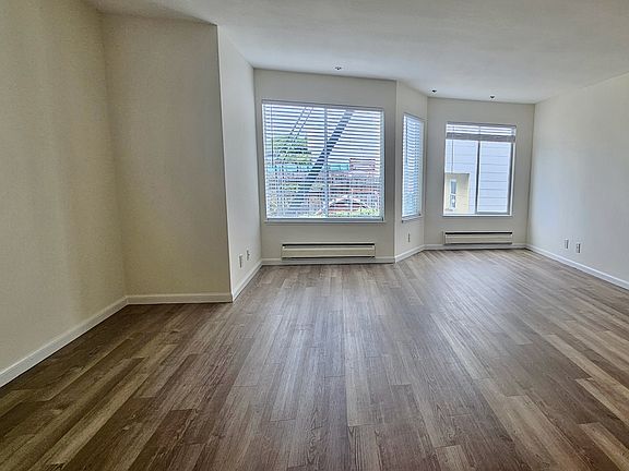 4th image of 2310 Taraval St #2