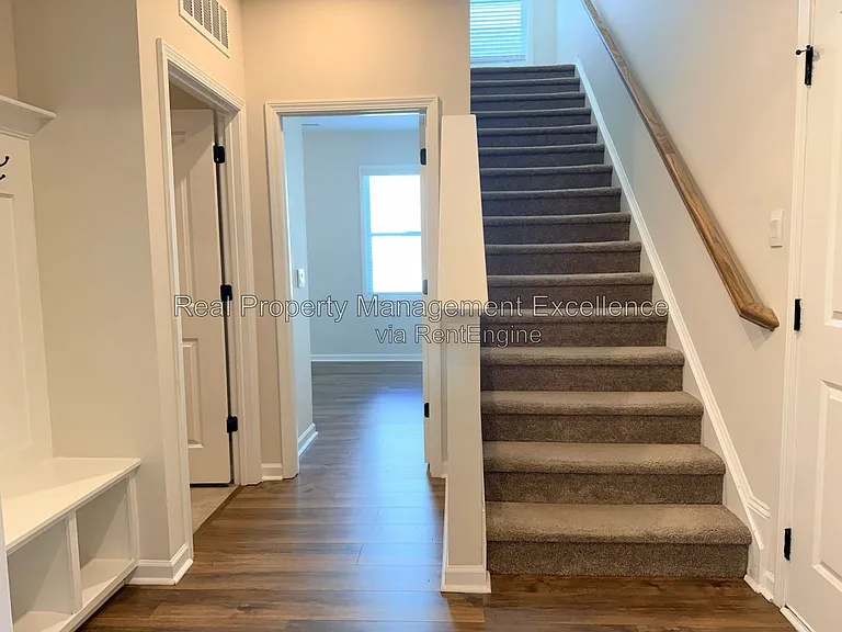 101 Brody Pine Way — Photo 39
