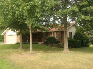 140 Crest Loop, Gassville, AR 72635