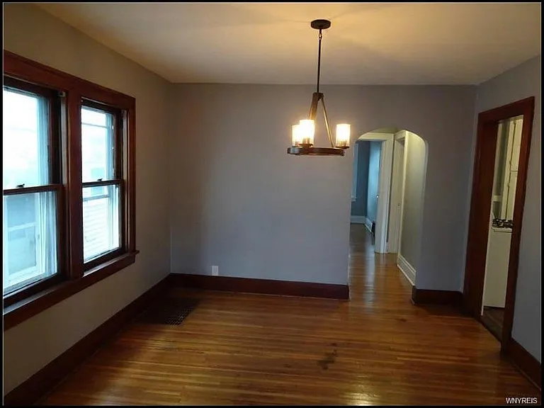 192 Euclid Ave — Photo 9