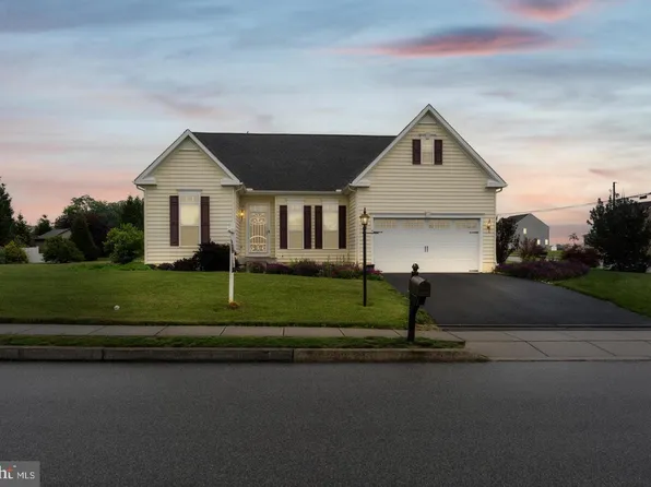 46 Tyler Dr, Hanover, PA 17331