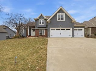 8916 N Lane Ave, Kansas City, MO 64157