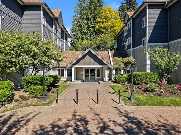 9650 148th St #112, Surrey, BC V3R 0W2
