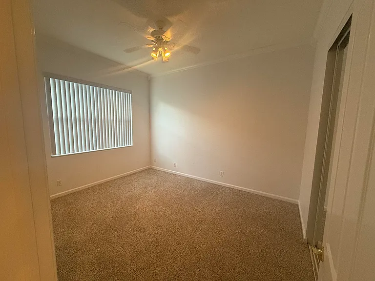9041 Bay Harbour Cir — Photo 11