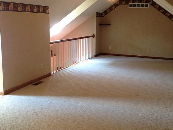 3rd image of 5096 Berwick Ln