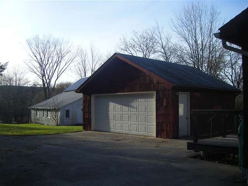 2nd image of 655 SOUTH Street