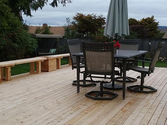 Enjoy dining on private deck with peek a boo views of the sound. Smell the sea air...