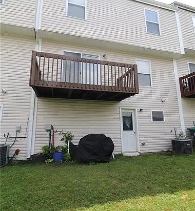 2nd image of 518 Ten Point Ln