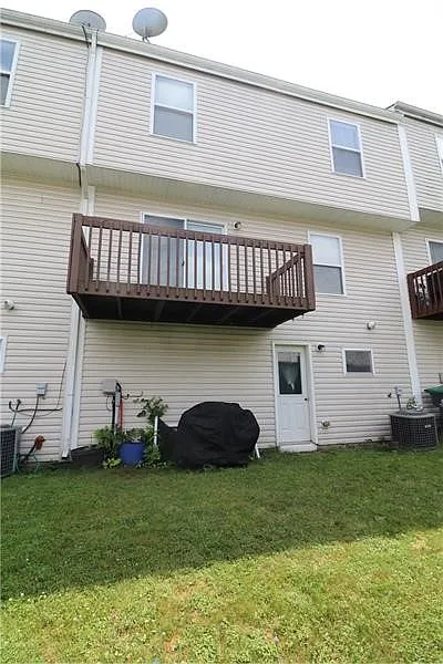 Building Photo - 518 Ten Point Ln