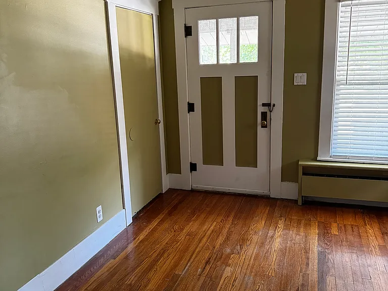 612 N Center St — Photo 30