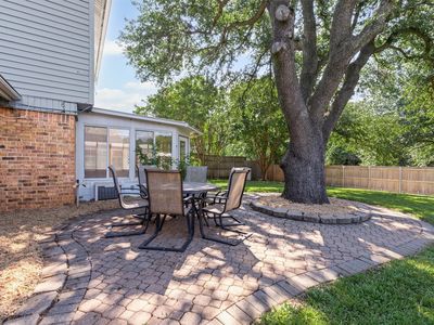 1013 Mockingbird Dr, Grapevine, TX, 76051