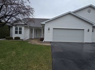 1511 Dickenson Ct, Neenah, WI 54956