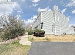 7612 Lexington Manor Dr, Colorado Springs, CO 80920