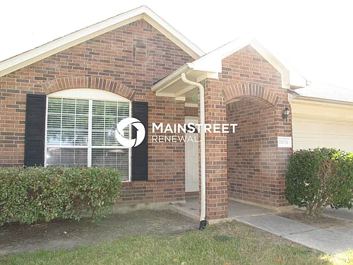 19034 Piney Way Dr Photo 1