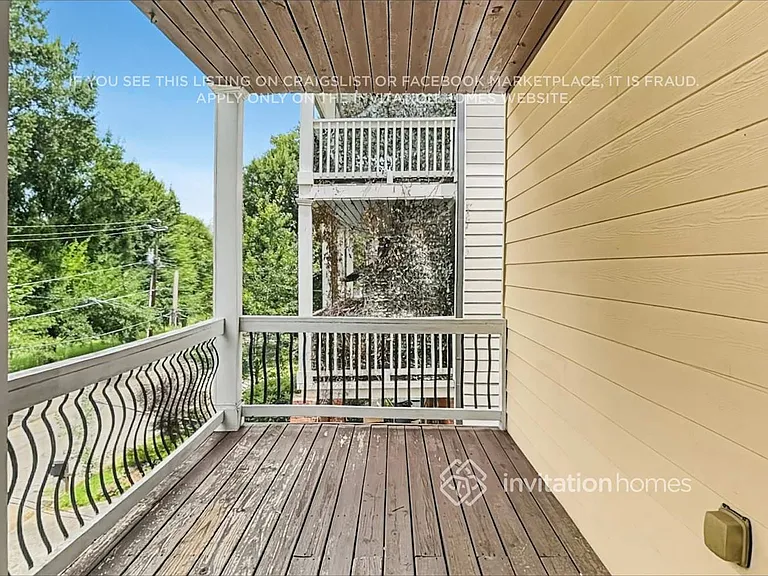 712 Connally St SE — Photo 18