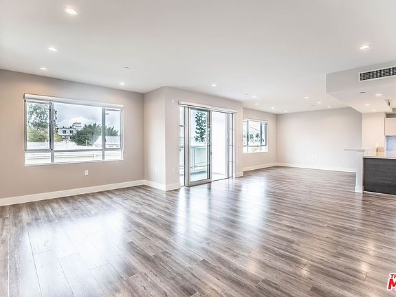 2nd image of 1326 S Centinela Ave #302