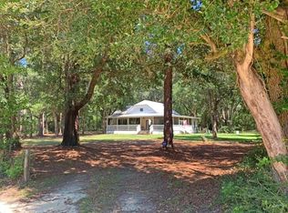 126 McHenry Rd, Defuniak Springs, FL 32433