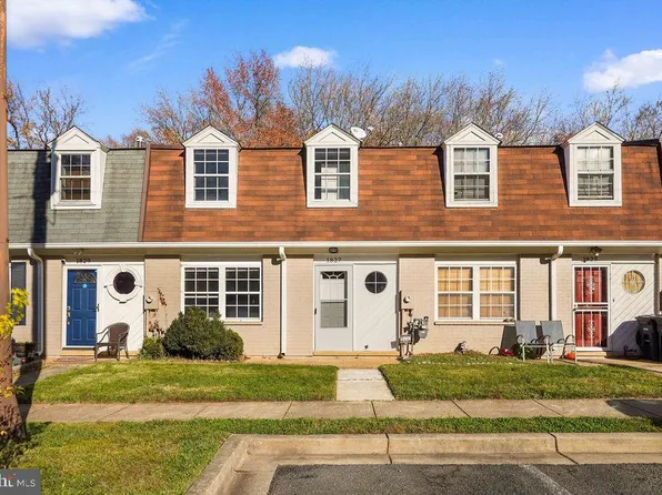 1827 Dutch Village Dr Unit K-350, Landover, MD 20785