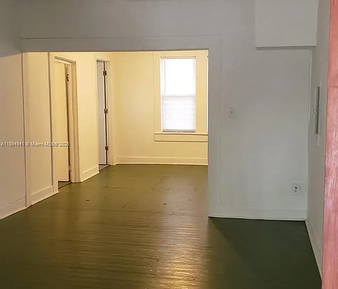 1517 Logan St — Photo 11