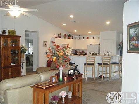 4th image of 630 Foxchase Dr