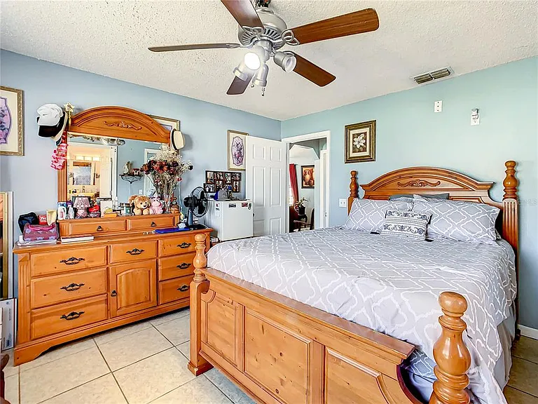 853 Blanc Ct — Photo 36