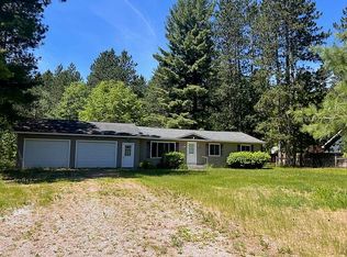 1095 Lone Pine Dr, Fairview, MI 48621