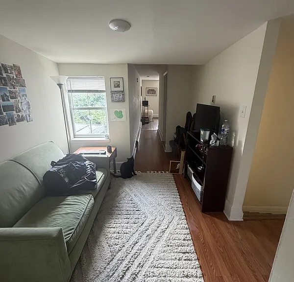 1526 Christian St #3C — Photo 7