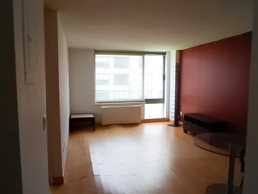 Sold by Manhattan Network Inc. | media 10