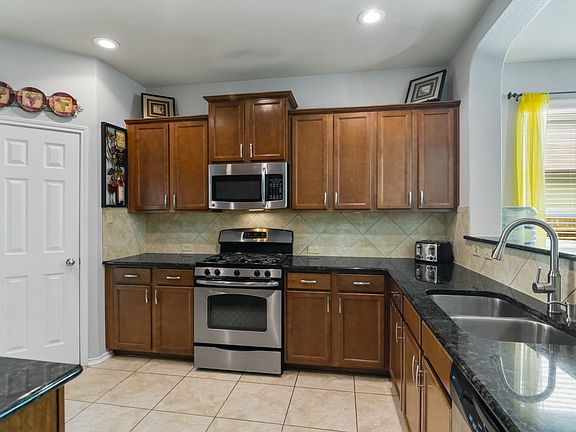 4th image of 2952 Mistywood Ln