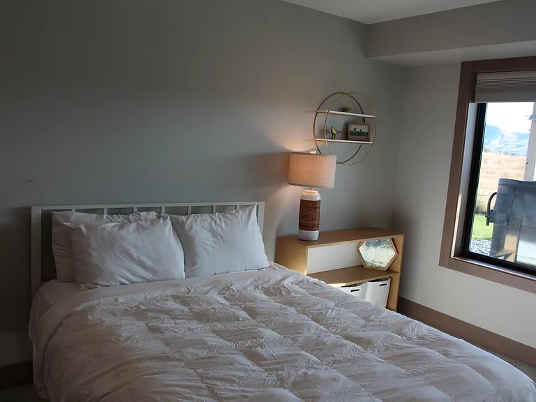81 Nora Ln — Photo 11