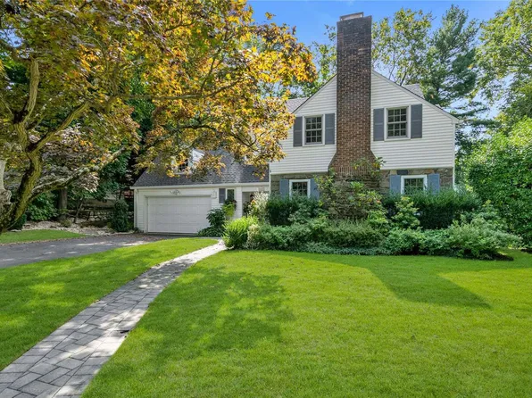 12 Alden Lane, Port Washington, NY 11050