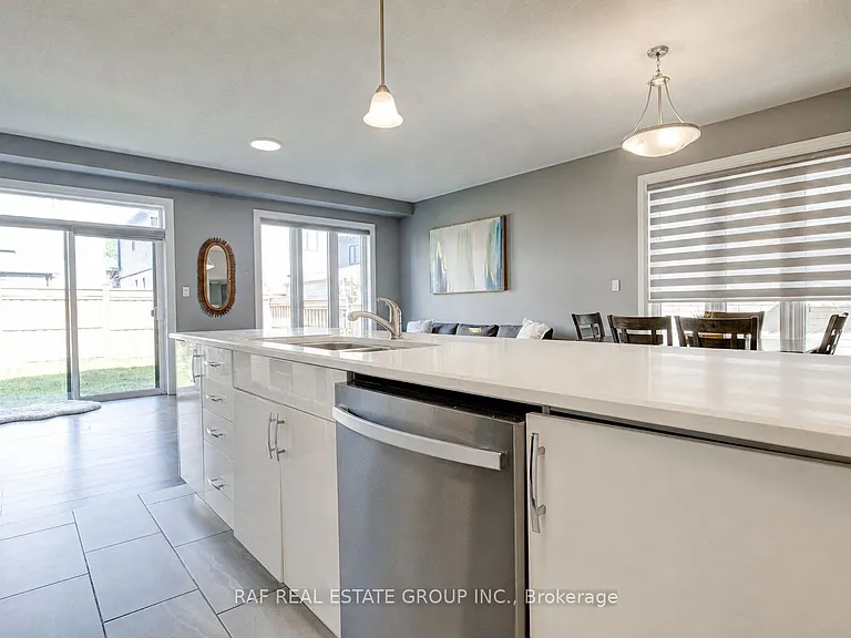 127 Ian Ormston Dr — Photo 15