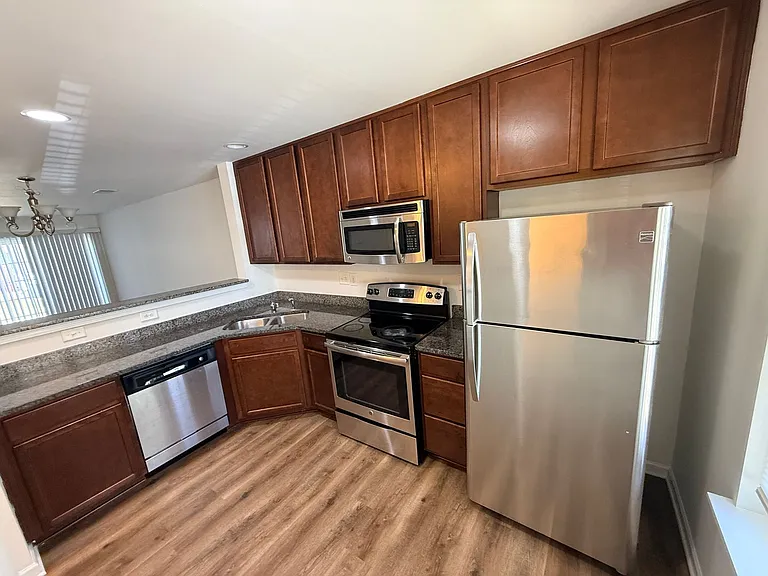 1333 Killashee Ct — Photo 3