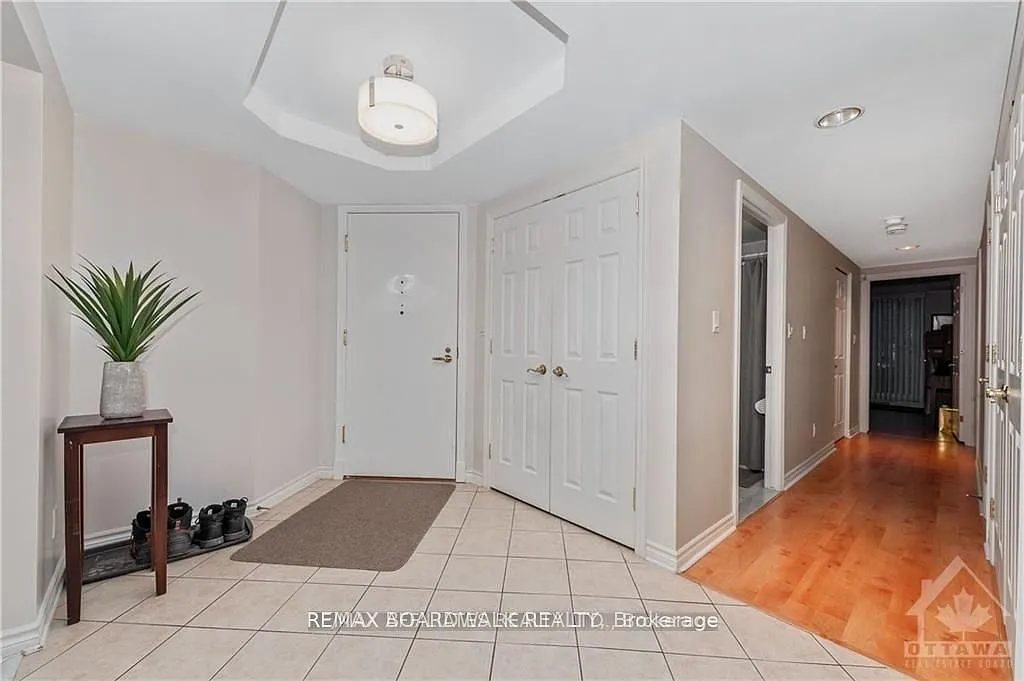 2 bed, $2,650 — Photo 2