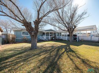 1210 Pinon Dr, Grants, NM 87020