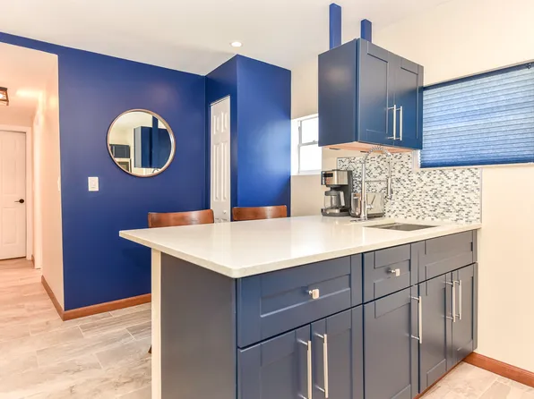 307 N Caroline St #B, Daytona Beach, FL 32114