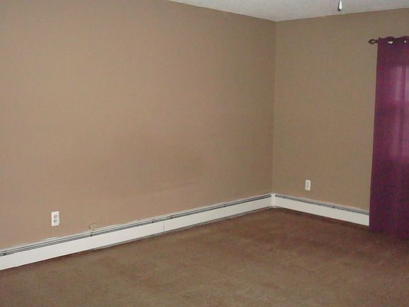 4th image of 10 South St